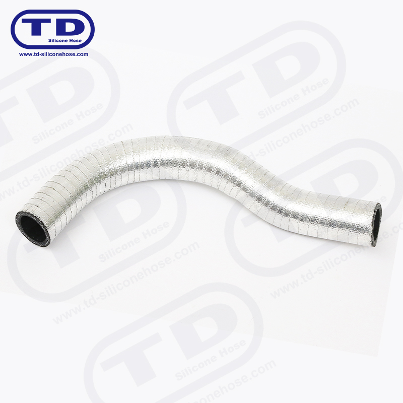 Selang silikon yang dibungkus aluminium